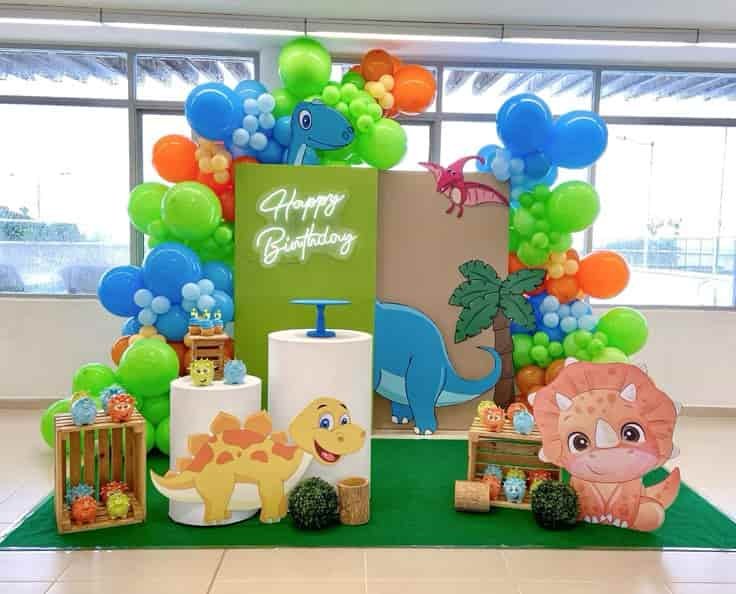 Dinosaur Party planning services