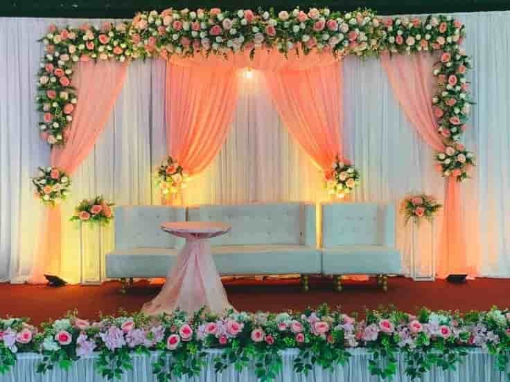 Wedding event planning services